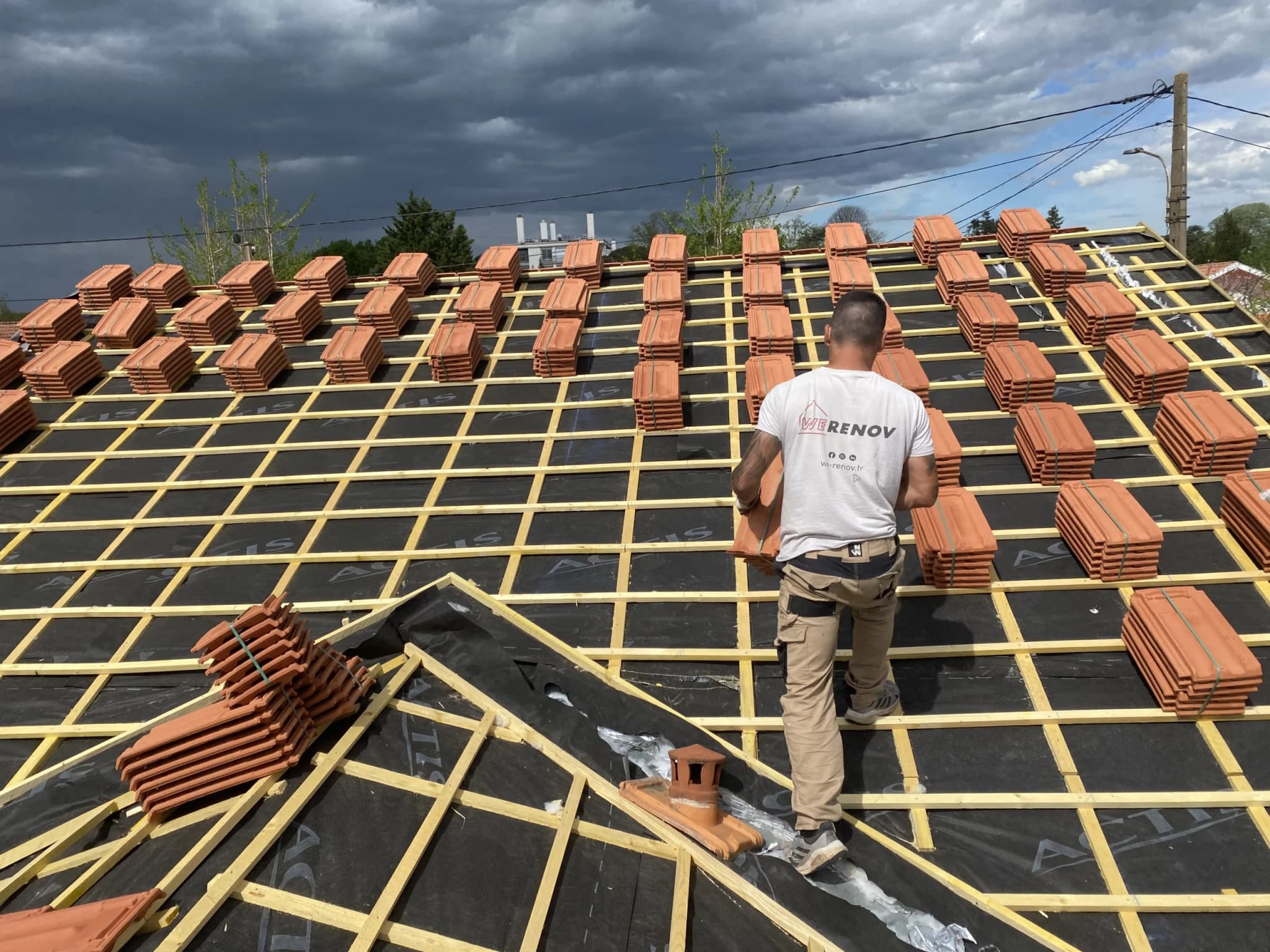 Une équipe qui se déplace : des chantiers planifiés, annoncés à date